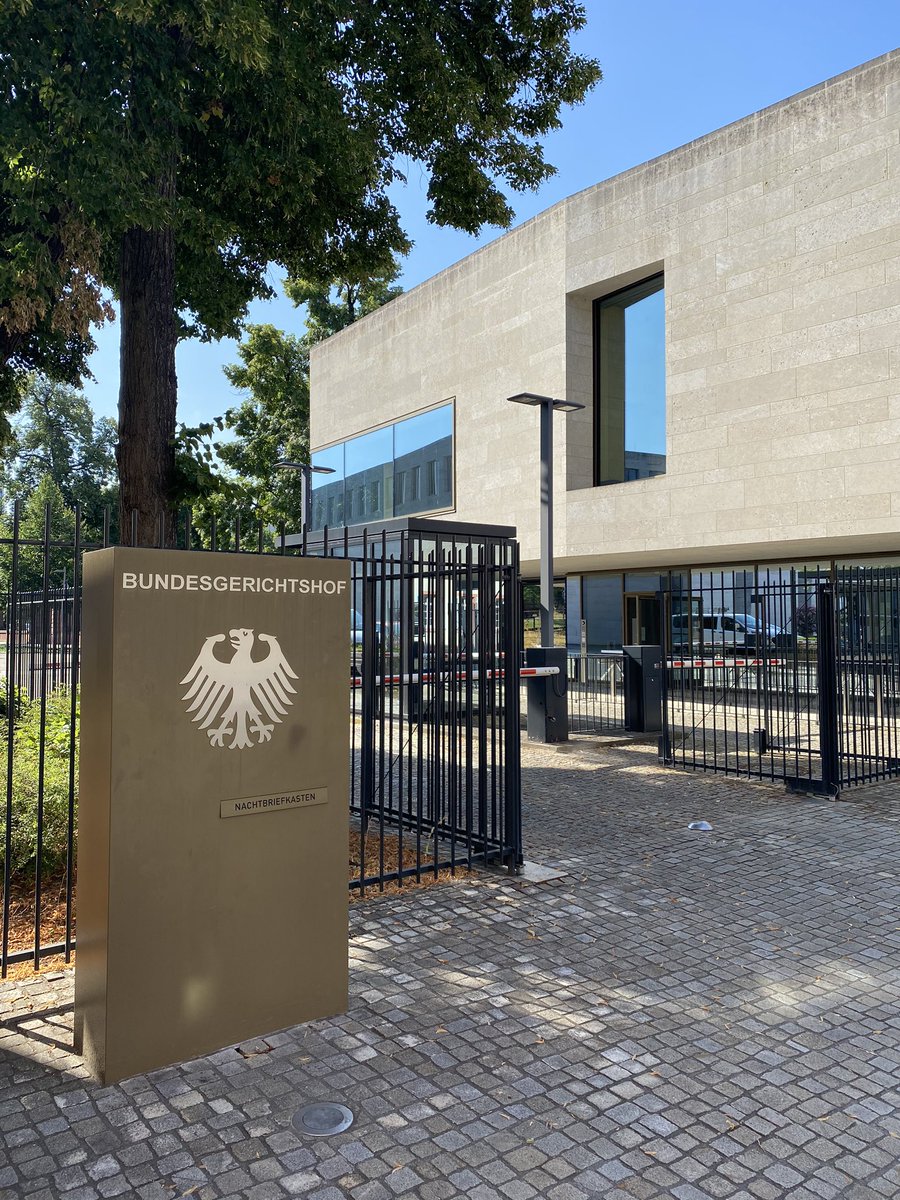kavojtech's tweet photo. Gleich startet das erste von zwei VW-Verfahren vor dem #BGH. Ob es ein Urteil gibt, ist unklar. #bghvw https://t.co/FKGMsejoYh