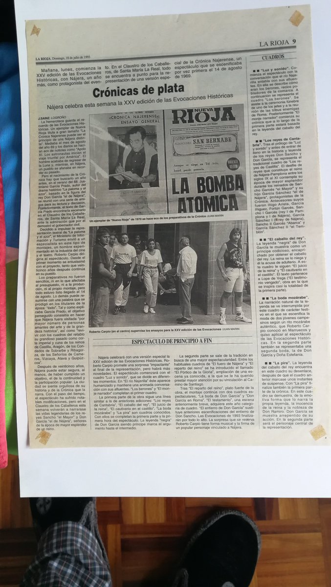 Paso a paso, edición a edición, año a año llegó 1993 y se alcanzó el hito de la XXV edición de las Crónicas.
Estos fueron los titulares de #prensa
El Correo: 25 años haciendo Historia
La Rioja: Las Crónicas entran en la historia.
Crónicas de plata
#Cronica2020 #FiestasHidtoricas