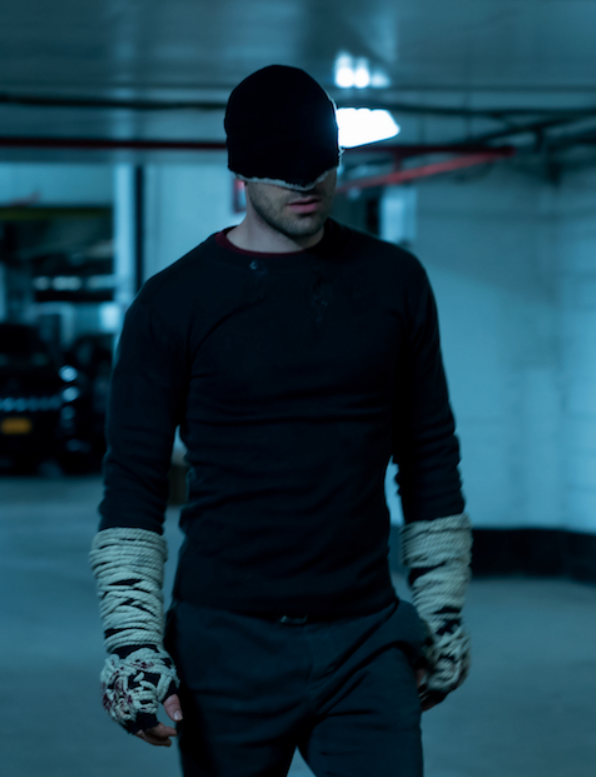 _Emrysz's tweet photo. can we please have Charlie Cox's Daredevil as (Tom Holland)Spider-man's Lawyer for Spider-man 3? https://t.co/GVD87K3ptr