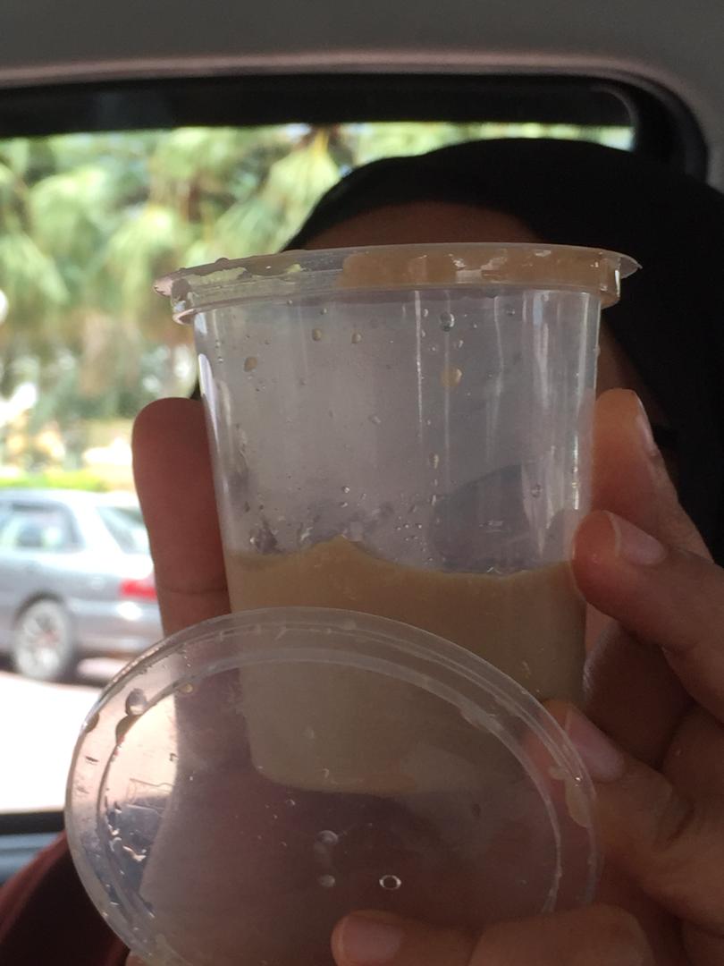 N1174J's tweet photo. Hi sesiapa orang nogori yang selalu pergi senawang bolehlah beli dadih atok ni dekat depan Maybank senawang. Harini kite tolong orang, esuk lusa orang tolong kita. Help me to RT. Moga atok ni murah rezeki😊✨ https://t.co/eJ3ti45oUG