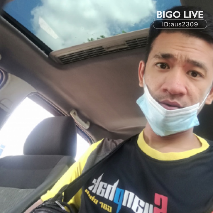 Vibes4Tweet's tweet image. Come and see AusJB_7&apos;s LIVE in #BIGOLIVE: makin panas eah  
slink.bigovideo.tv/mpWQ5a