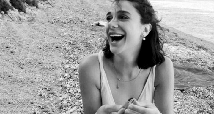 İnsanlık zaten öldü, 'adalet' öylesine bir kelime! 

#pinargultekin