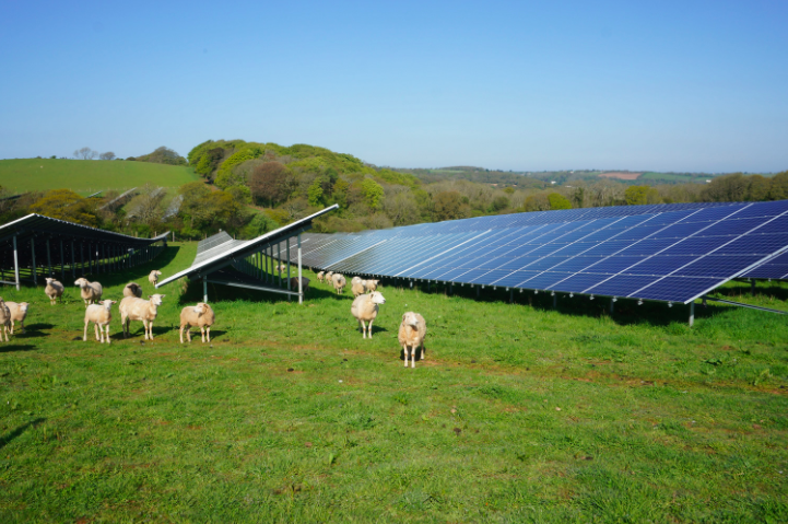 Open_LV's tweet photo. Case Study: @YealmEnergy owns an existing solar farm at Newton Downs which generates enough clean energy to power the equivalent of 2,000 average homes. The #OpenLV project has helped to promote a greater understanding of energy generation and consumption.
https://t.co/aEj3cuHyk4 https://t.co/Mb4OeGppss
