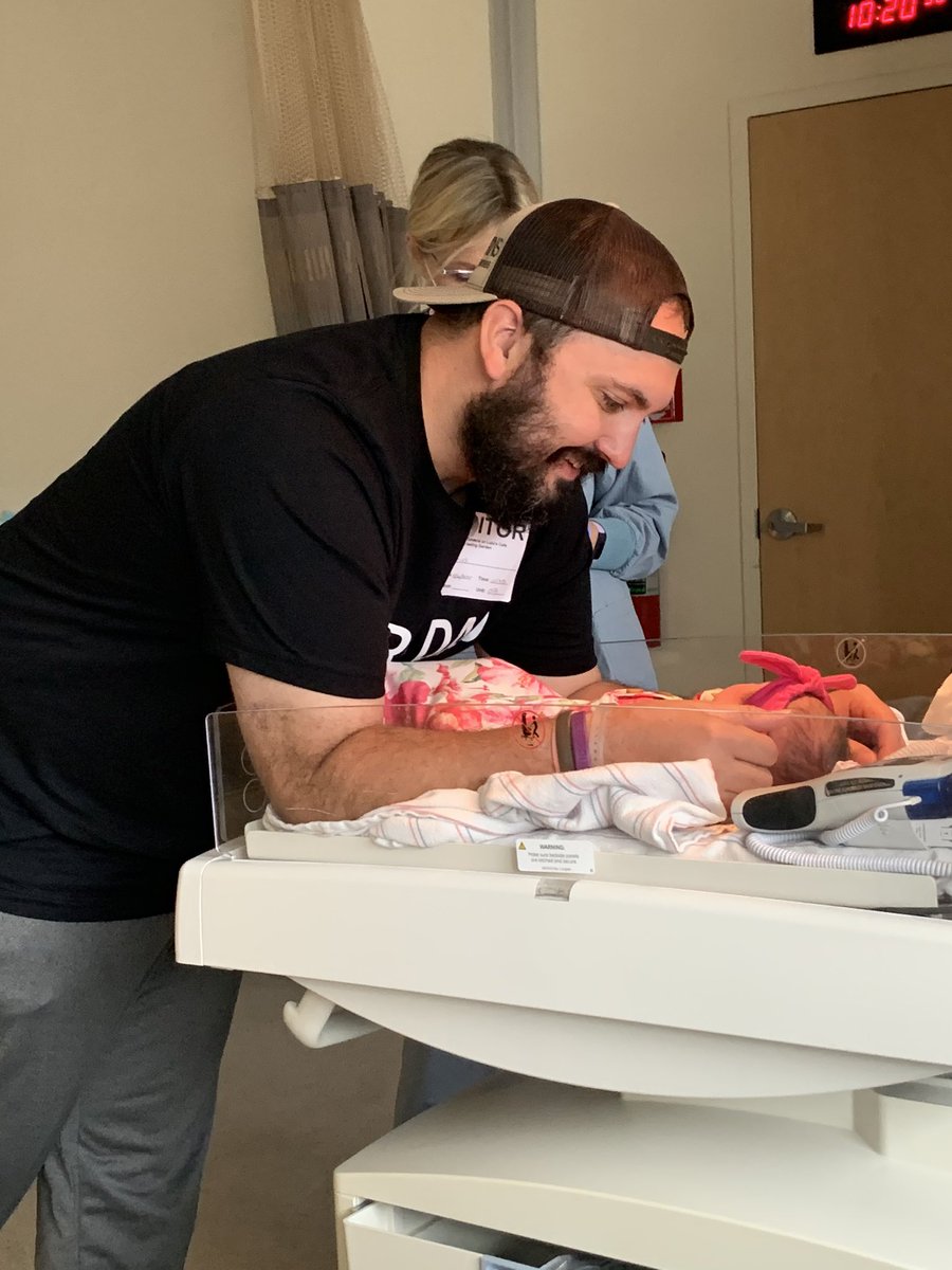 watkins6262's tweet photo. My world is complete.  #UnconditionalLove  born 7/20/2020 7 lbs 14 ozs 20 inches.  She is the most beautiful thing I have ever seen. https://t.co/fG2pGQuMAg