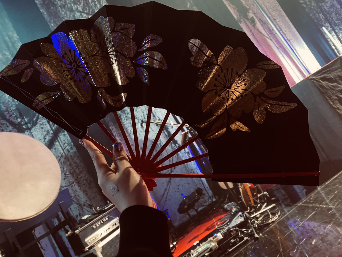 MARiA_GRND's tweet photo. 本日。
「東京紅夜」収録です。
最高の夜作ってきます。 https://t.co/5pN7vuffxO