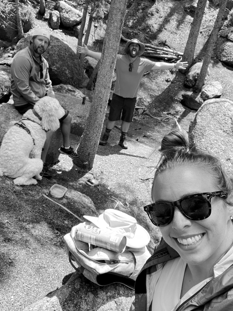 jmeakin11's tweet photo. Great time hiking the Horse Theif Trail in CO yesterday! Time for another! #KeepMoving #KeepMepping #MEPgains #fouramigos https://t.co/CD7zPhv3Hv