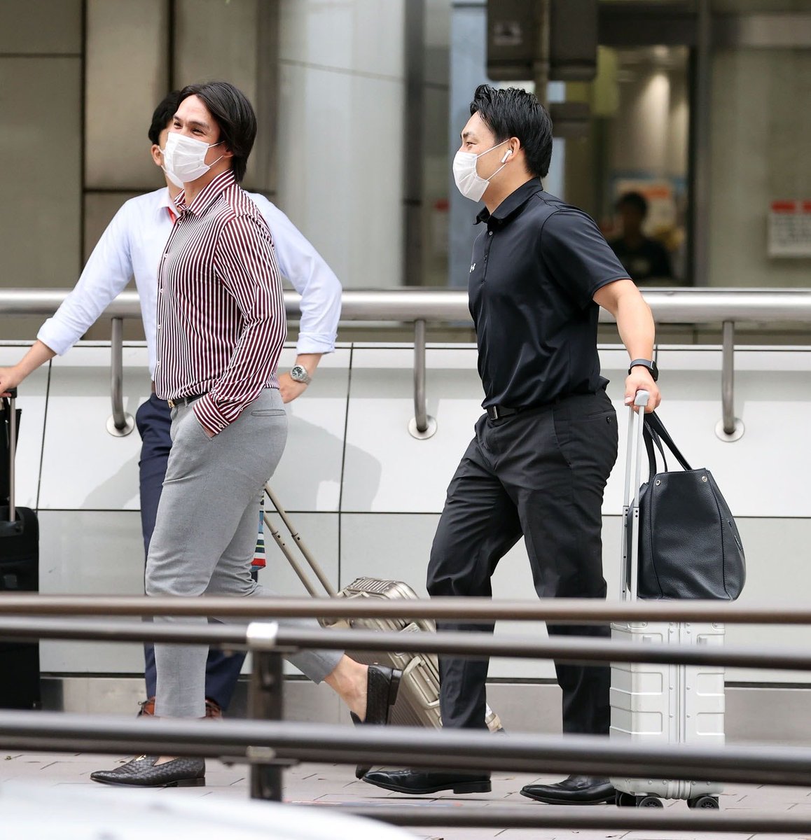 ট ইট র 日刊スポーツ 巨人担当 gコレ 名古屋移動編 お待たせしました 今日からナゴヤドームで中日3連戦 ナインの移動の姿をお届けします 陽岱鋼 丸佳浩 撮影 大野祥一 くぅ Giants ジャイアンツ プロ野球 ファッション ট ইট র 日刊スポーツ 巨人担当 gコレ 名古屋移動編 お待たせしました 今日からナゴヤドームで中日3連戦 ナインの移動の姿をお届けします 陽岱鋼 丸佳浩 撮影 大野祥一 くぅ Giants ジャイアンツ プロ野球 ファッション
