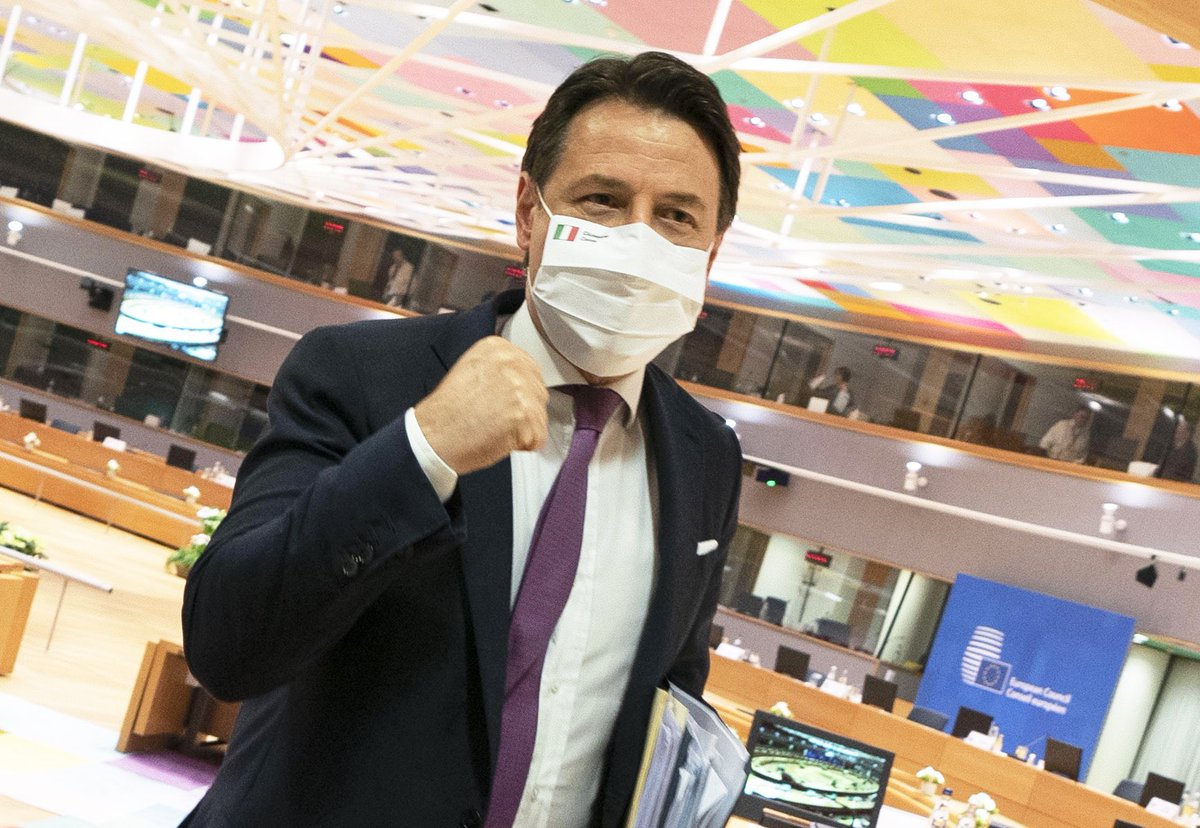 GiuseppeConteIT's tweet image. Giornata storica per l’Europa, e per l’Italia! #EUCO #NextGenerationEU #RRF