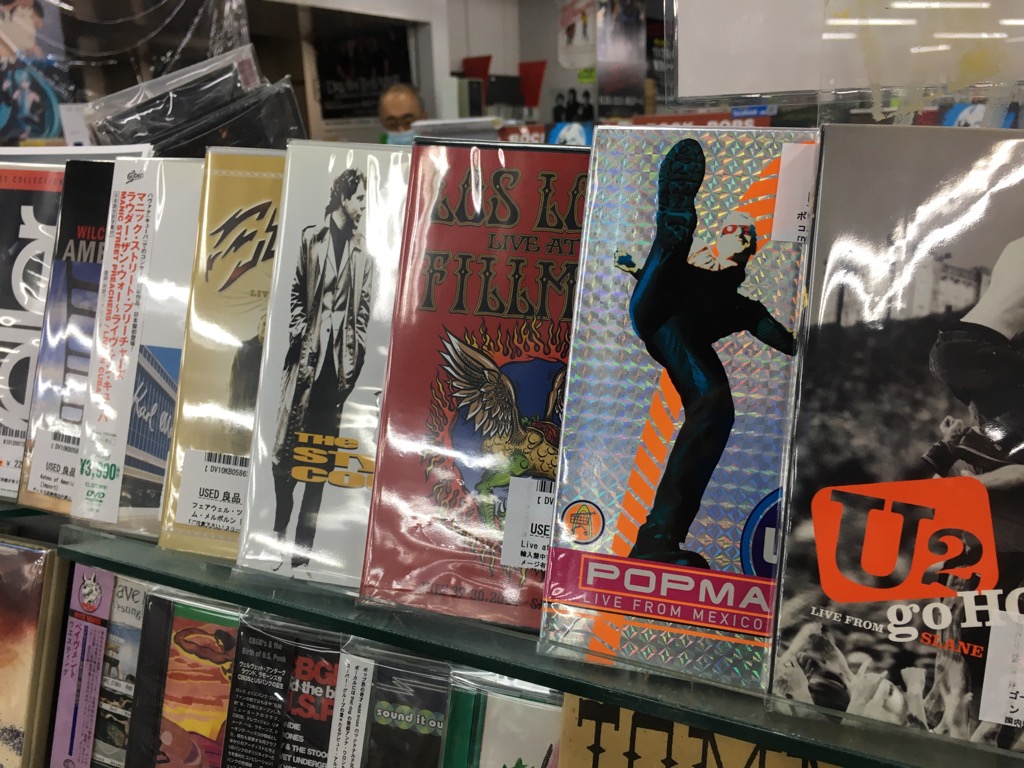 recofan_used's tweet photo. USED DVD #LiveAid #live8 #U2Vertigo #eagles #paulweller #rollingstones #useddvd #recofan #渋谷レコファン も大量在庫しております! https://t.co/Gl5NbfWFt5