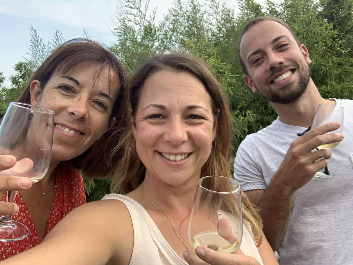 emy_digital's tweet photo. Bienvenue à Maryline GABY pour participer au développement de notre « Lab d’innovation » et faciliter les transitions de nos clients 🚀

#developpement #team #positivemindset #welcome #bordeaux #formationprofessionnelle #formation #coaching #lego #créativité #innovation https://t.co/9jW2NPwL6j