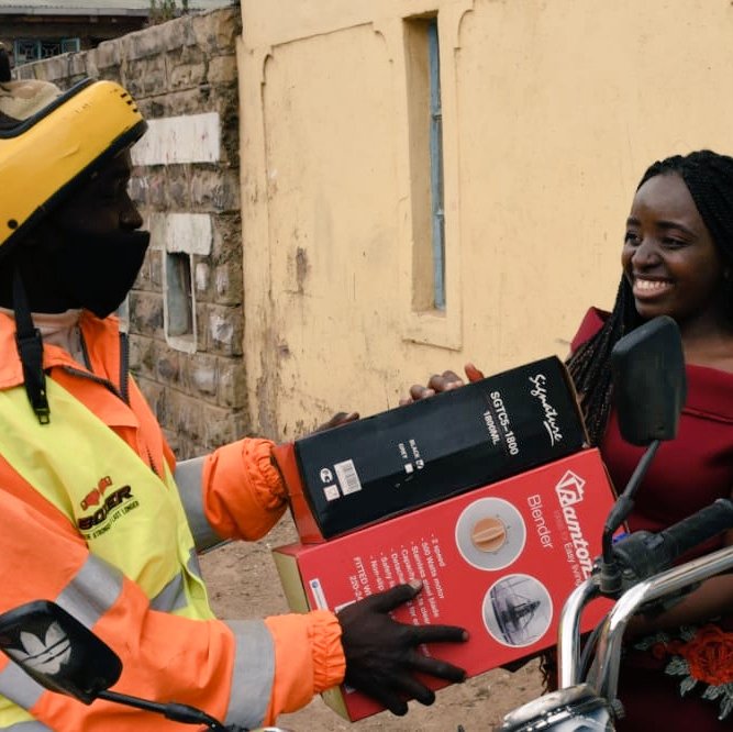 envi_ke's tweet photo. We ensure that we build a strong relationship and satisfaction to all our clients.
#QuickAndEasy #CourierServices #BtoB #BtoC #EasyDelivery #OnlineShopDelivery
#EnvyLogistics
#DeliveryServices
#OnlineOrders 
Tanzania
Nairobi
Ruto
Congratulations Sc #KameneAndJalas https://t.co/QWGyVcFu0a