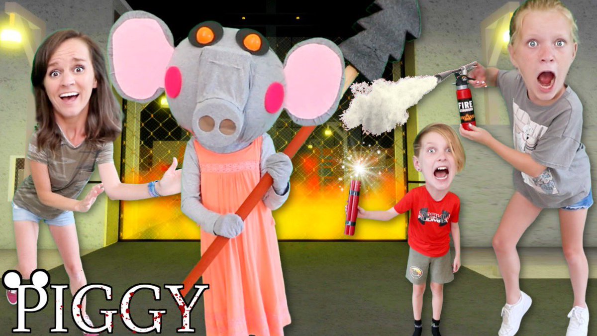 AGIdeas2014's tweet photo. Which Piggy costume is your favorite so far? Mine is Zompiggy but Lexie loves Elly 💜 #noobfamily #piggy #piggyroblox @DaRealMiniToon https://t.co/MUH9vJTmH9