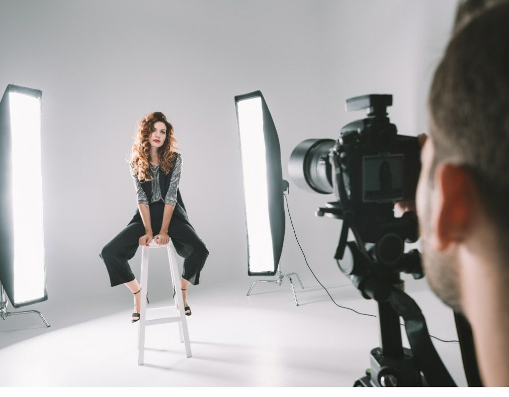 ResellingTips's tweet photo. New tip! Five Tips for Working With a Model in Your Reselling Business Check it out. https://t.co/K6GPEgM2iR https://t.co/FLuWHCaBn1
