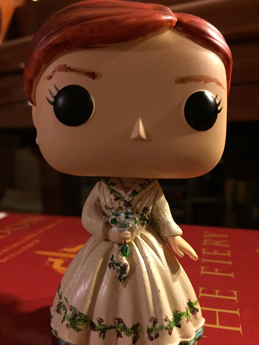 bmusicl's tweet photo. #custompop 20 completed during the pandemic! #Rogermac gets his bride #briannamac inspired by @SkeltonSophie Ep501 #Outlander #stayceative #findjoyinsimplethings https://t.co/bnAbYhax1k