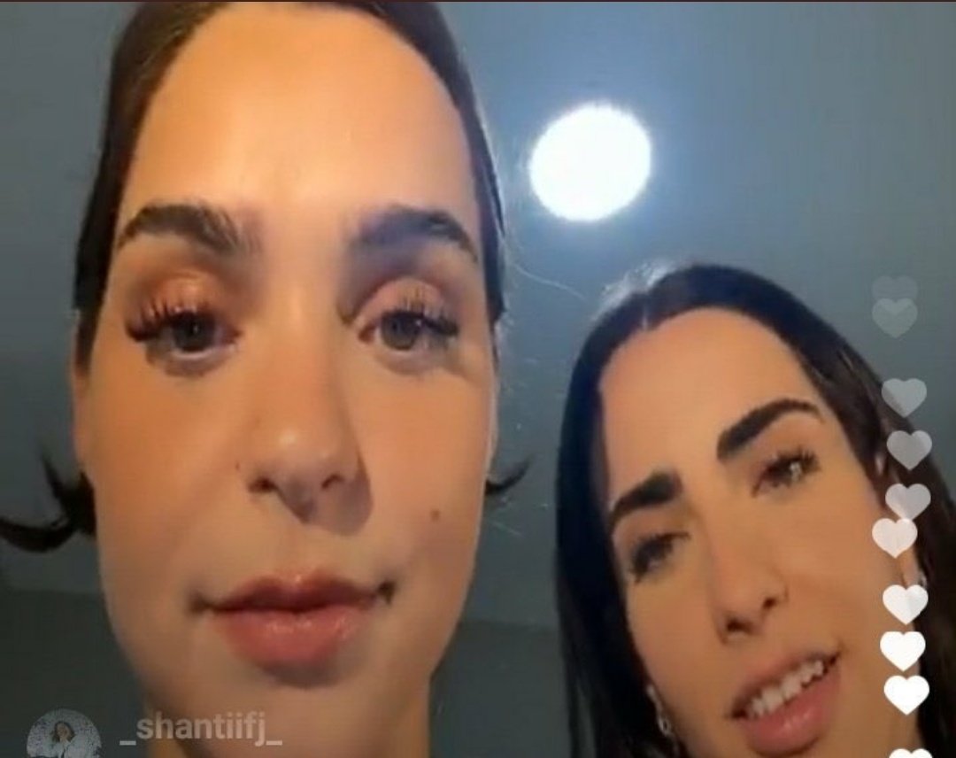LUCIALE_ARG's tweet photo. Gracias por este increíble Live que no pude ver pero se que fue divertido las amo bye que descansen mis bebitas @macagarciarom @Fer_Uf 

GRACIAS FER Y MACA https://t.co/vQJX7ugTKx