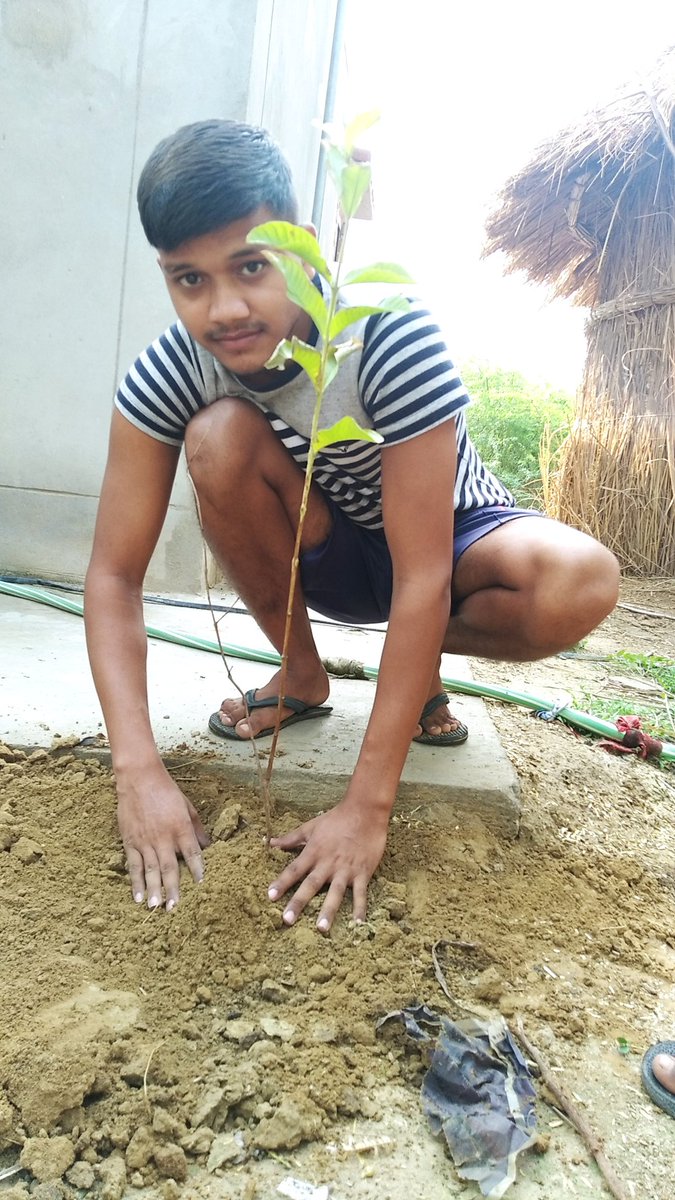 Rajatsingh7248's tweet photo. Thakur Yashpal Singh Sikarwar
(#kishan_morcha_agra_jila_mantri) #TreePlantation #savetree #saveearthsavelife #NCC #NCCUTTARPRADESH #NCCAGRA 
#NCCDAYALBAGH #SUO #Armywing 
@PMOIndia
@OpIndia_com 
@myogiadityanath 
@HQ_DG_NCC
GO GREEN, PLANT TREES.
PLANT TREES FOR A BETTER WORLD. https://t.co/gb6s0f3g2A