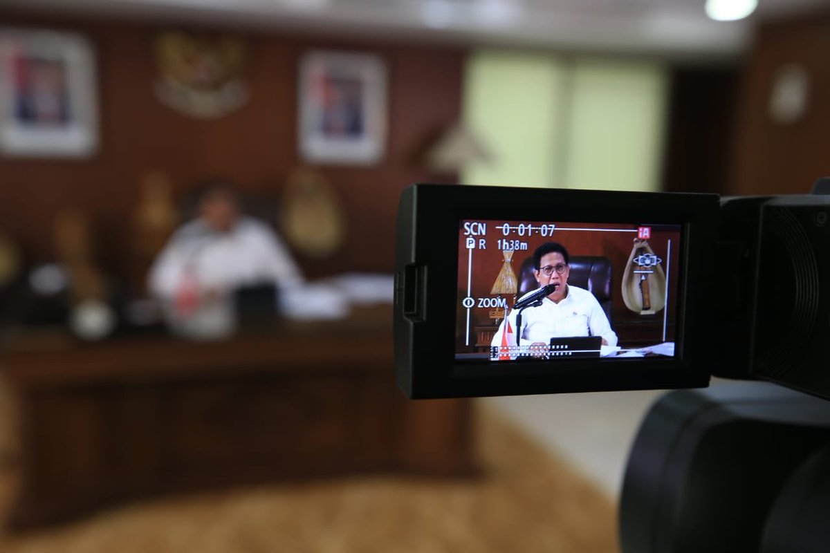 halimiskandarnu's tweet photo. Untuk kesekian kalinya Press Confrence dengan Media secara virtual terkait penyaluran BLT dan capaiannya. Ini bagian dari upaya agar progres penyaluran BLT bisa diketahui banyak orang. https://t.co/fxyTqVjuZD