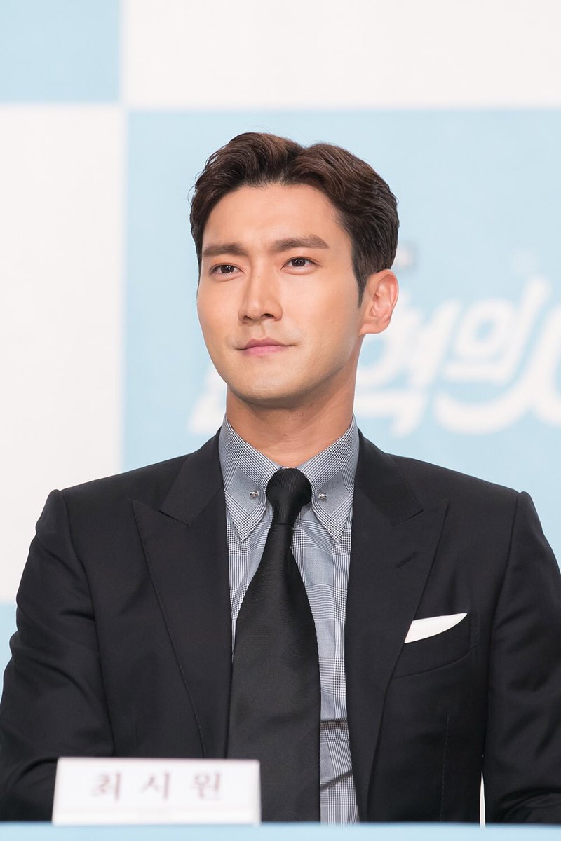 Siwon (Choi Siwon)Born: 1987.02.10-Underrated vocals!!-He’s a talented actor-One of the first four South Korean artists to appear on Chinese postage stamps-No challenge No change-UNICEF ambassador-“He’s very pure like a kid who wants to be praised and be approved.”