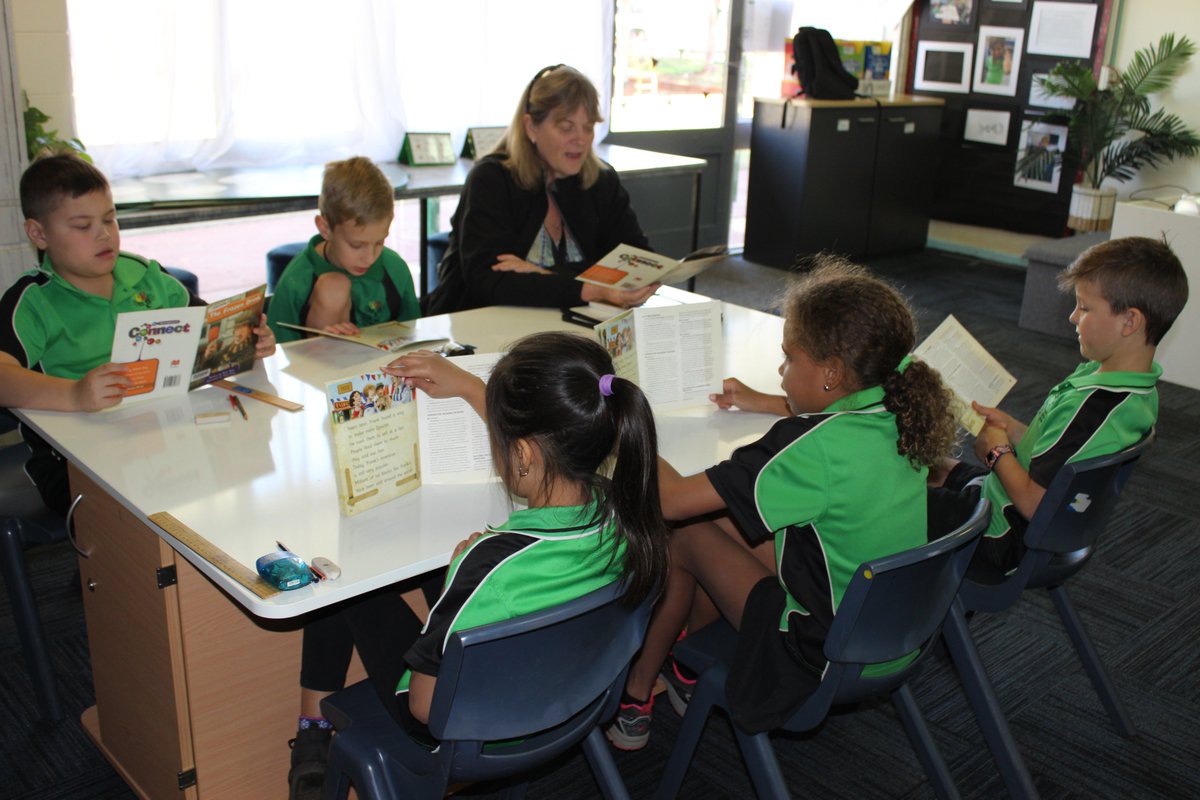 SouthNewmanPS's tweet photo. MacqLit and MiniLit is a fantastic evidence-based and proven early literacy program running at South Newman PS. It is a practical, systematic, explicit and effective model for teaching reading skills. These programs are delivered by trained Education Assistants.
@WA_Edu_News https://t.co/cbVtjWQPA1
