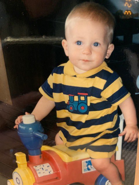 Flipltb's tweet photo. Happy 21st Birthday Benny Boy. We luv ya!! https://t.co/PZLuHTRsvF