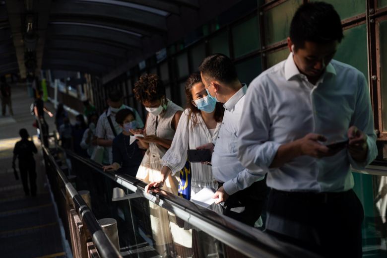 SakalMediaNews's tweet photo. #HongKong unemployment rate rises to 6.2% in June, highest in over 15 years.
https://t.co/OmwhBCoSGE
#sakal #sakalmedia #sakalnews #news #viral #viralnews #trending #breaking #unemployment #jobscrisis #tension #lossofjobs #toughsituation https://t.co/NlPhcmN0qD