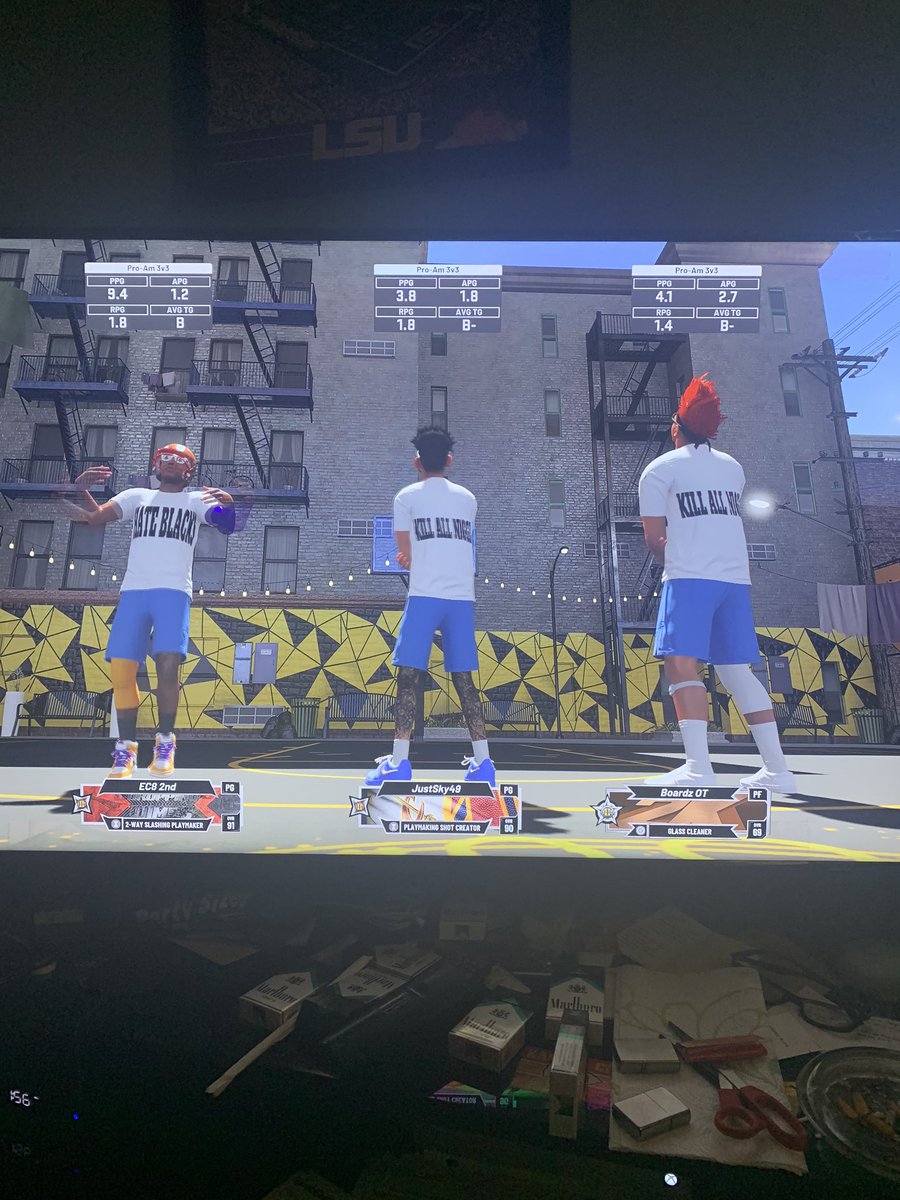 big_black_404's tweet photo. @2KSupport @Ronnie2K is this what y’all are allowing on 2k now? This is so messed up! https://t.co/Ku2HGJlr6I
