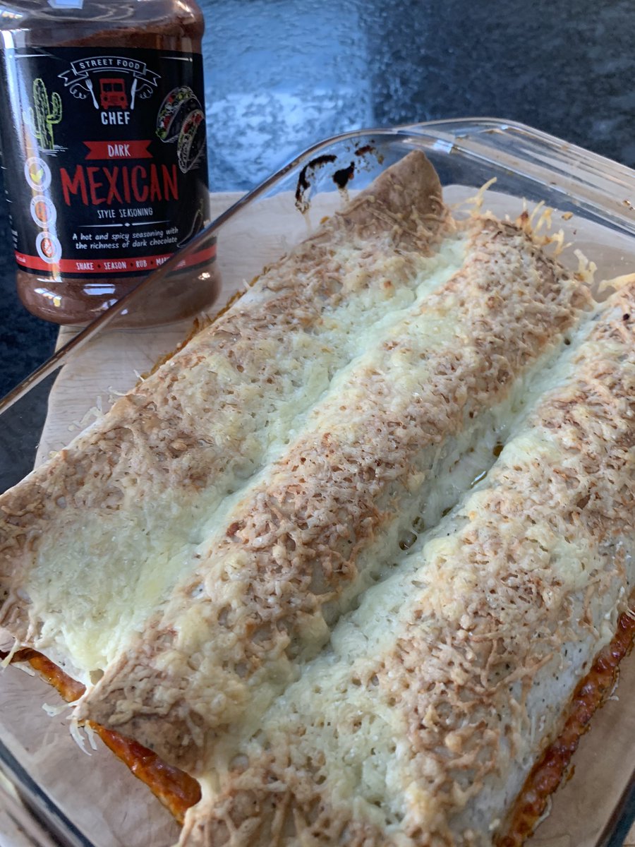 essentialhoward's tweet photo. #MeatFreeMonday bean, pepper &amp; sweet potato enchiladas👌,  #SFC dark Mexican seasoning @essentialcuisin @ECHomeCook #Foodies #Tasty https://t.co/heX42auPAS