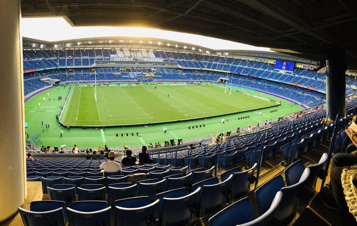 Last minute trip to Yokohama to see a terrible game of rugby - but more than compensated for by insane levels of gluttony for the two days that followed.