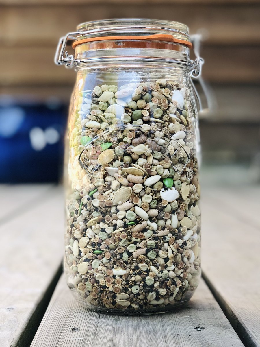  @CoVegUK has been a big part of my life for the last few months. It has been important for several reasons: it has brought people together, it has provided food for hundreds of vulnerable people and  @NHSuk workers - but most importantly, it allowed me to put Putin-on-a-bear on TV