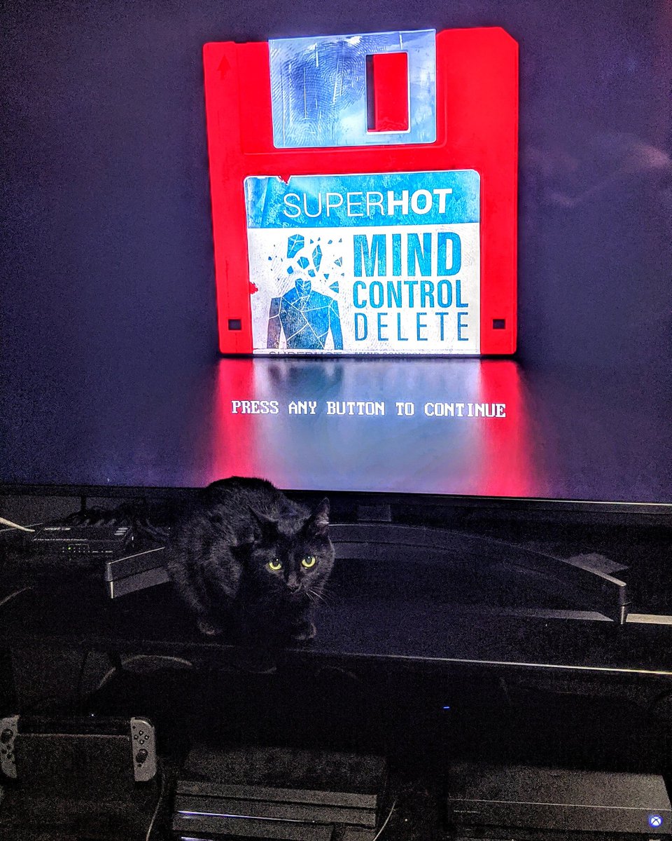ClassyCatDad's tweet photo. Luna is ready to play Superhot: Mind Control Delete.
#classycatdad #catdads #catdad #cats #blackcats #catsofquarantine #quarantinecats #videogames #superhot #superhotmindcontroldelete #xbox #XboxOne #superhotteam #gamers #gaming #videogames #ps4 #playstation #indiegames #indiedev https://t.co/KIyUBYZctM