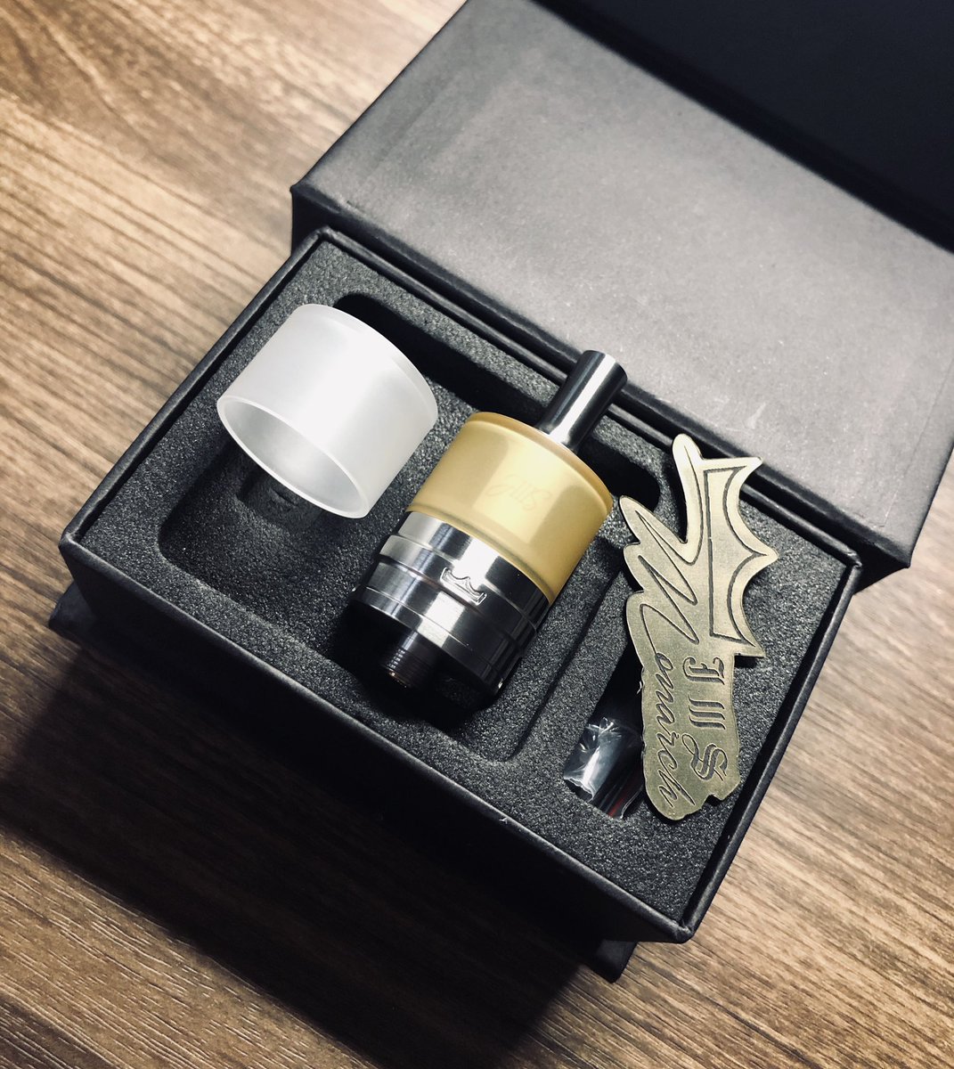 Ry_vape's tweet photo. 中のプレート割りそう… https://t.co/BdPgvGw1gT