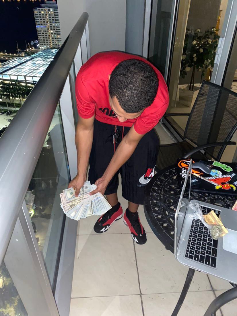 YoungSpittaa's tweet image. #Freesco