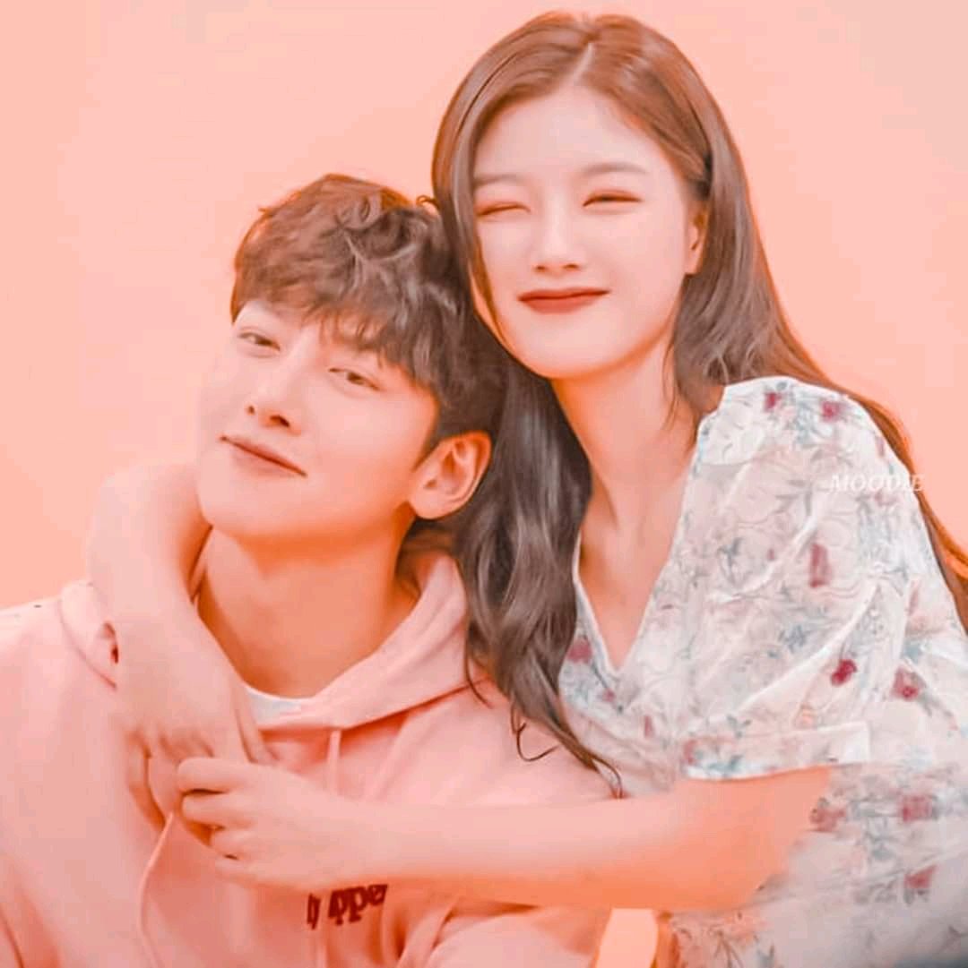 Elsasyavitri15's tweet photo. Walau usia mereka terpaut jauh, tapi kemistri mereka dapet banget sudah seperti sepasang kekasih beneran,, 😘😍 di film backstreet rookie.. 💟#BackstreetRookie
 #jichangwook @Jichangwook
#KimYouJung @kimyoujung_net
#BackstreetRookieep10 
#backstreetrokie #SBSテレビ https://t.co/JozWRkyRyX