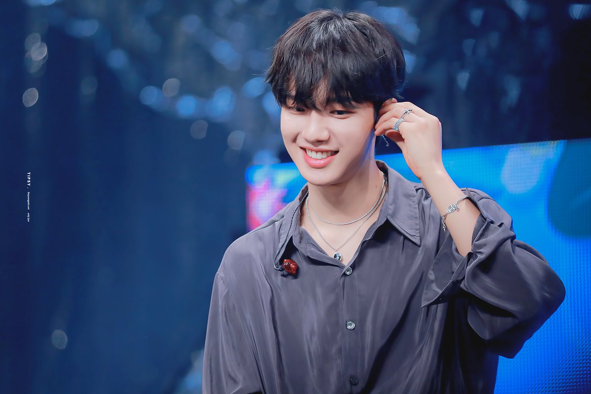 limyoungmin_net's tweet photo. 190721

#임영민 #영민 
#오늘도행복해_영민 https://t.co/xhxbZbkZeC