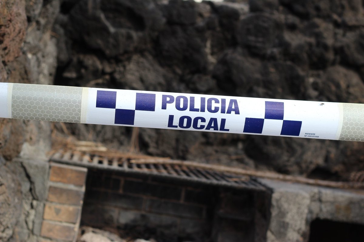 Recuerda no bajar la guardia con respecto a los incendios forestales, precaución con los montes. 🚨