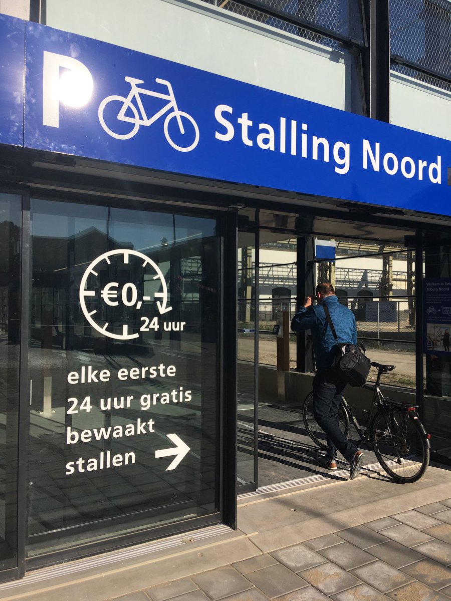 driaan_vd_Sande's tweet photo. Fietsen Stalling Noord bij station vanaf vandaag open.
Stalling postperron Spoorlaan is dicht en wordt verbouwd. https://t.co/gekHKptbBB