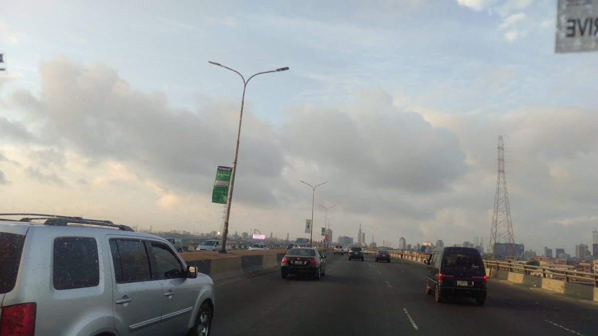 NuolBeth's tweet image. RT "RT Gidi_Traffic: “Austynzogs: Gidi_Traffic 07h07: Very Good and free movement on #3RDMB towards Adeniji https://t.co/L6X86GC31J"