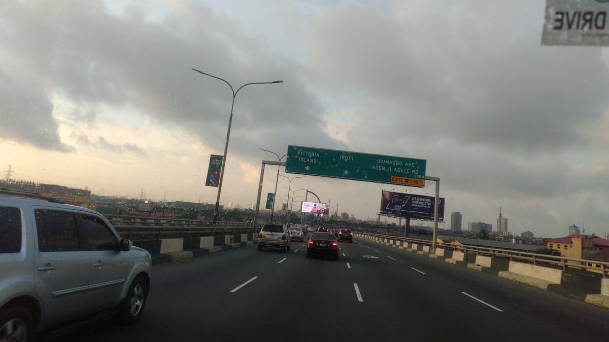 NuolBeth's tweet image. RT "RT Gidi_Traffic: “Austynzogs: Gidi_Traffic 07h07: Very Good and free movement on #3RDMB towards Adeniji https://t.co/L6X86GC31J"