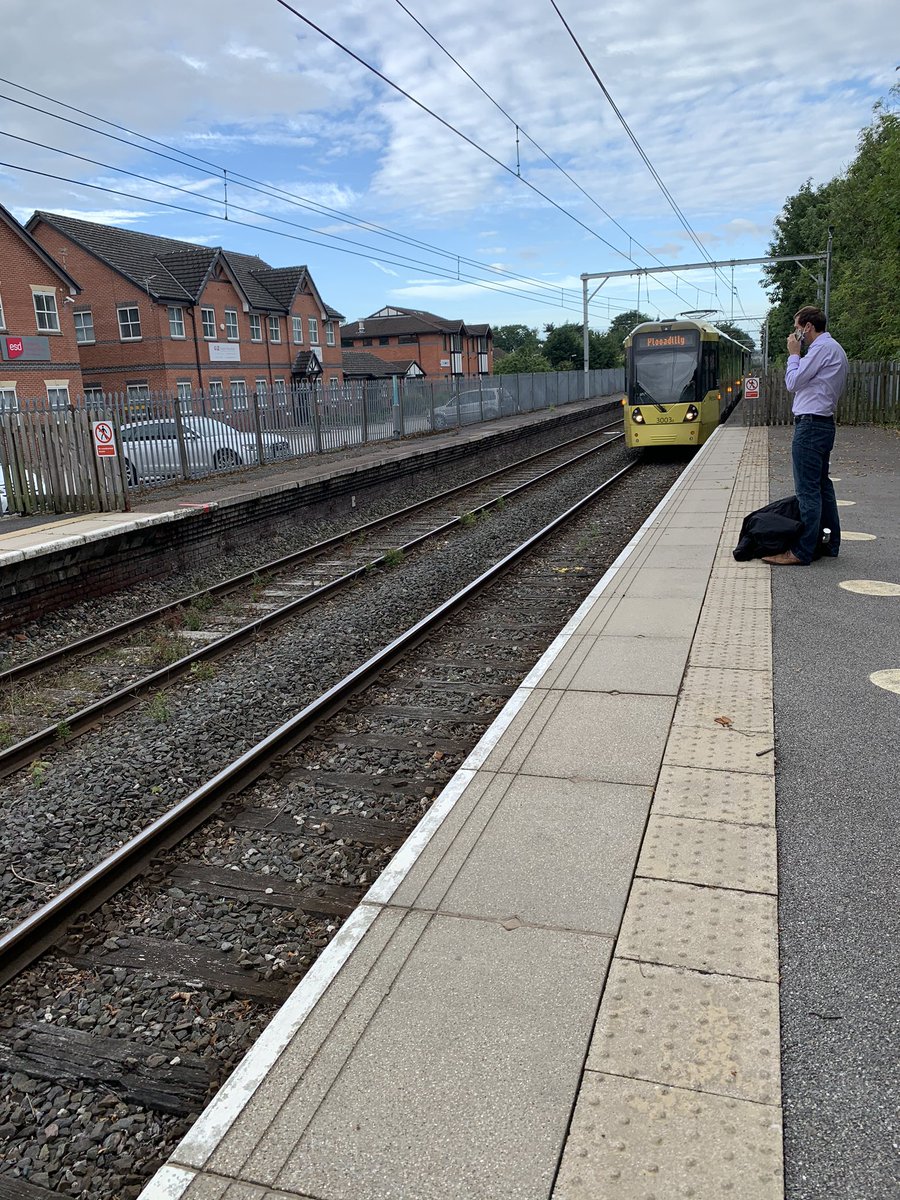 whatsername4490's tweet photo. @MCRMetrolink Except that they’re not! Said Piccadilly tram was still 7 minutes away when it was pulling into Brooklands (it also did this yesterday) - I’m only making the point as all passengers need to have plenty of time to prepare to board, i.e. mask etc 😷 https://t.co/5zMtEY6flx