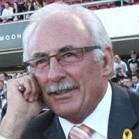 LukeCalder9's tweet image. Shattered to hear the passing of this legend. An absolute gentleman and a key sporting figure of my childhood.   R.I.P Rob. A truly wonderful person. @AndyMaherDFA