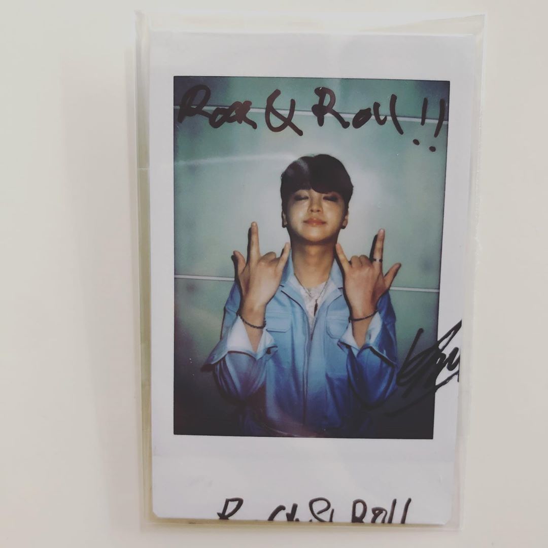 Goory Signed Polaroid (cr to  @my._.arcadia nim) https://www.instagram.com/p/CC4ugmQlXDX/?igshid=1ledux3ethc6