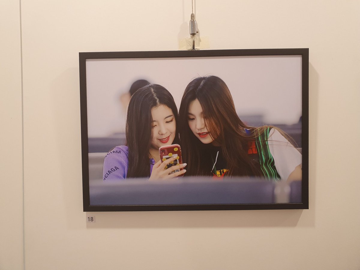 예쁘다 tweet media