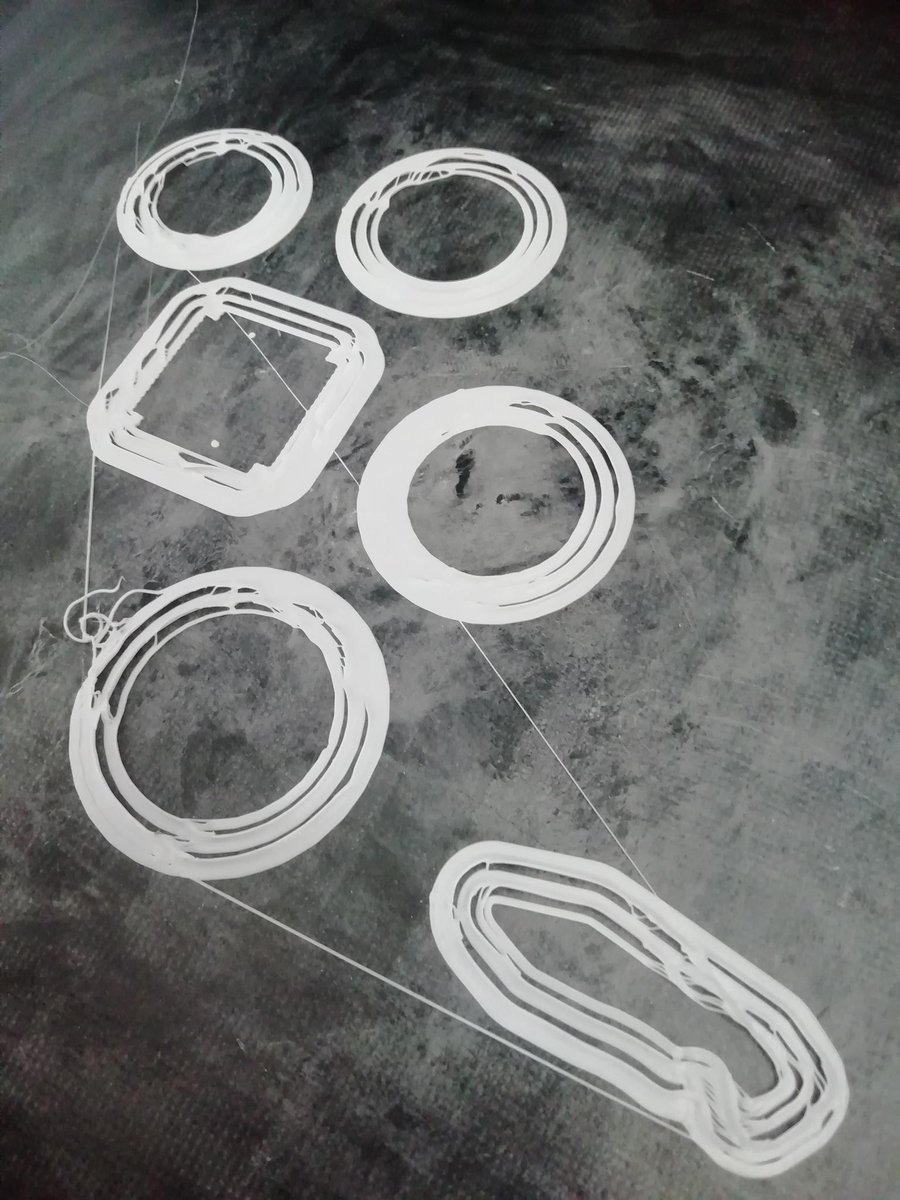 3DMeltdown's tweet photo. Shared by Theo #3dprint on our discord:
Join us: https://t.co/rj0z2L2EnV
Those don't really look how they should be, huh? 😂 #3dfails
Share your #3dprinting #3dprinter journey with us: https://t.co/Eo2seafOZh