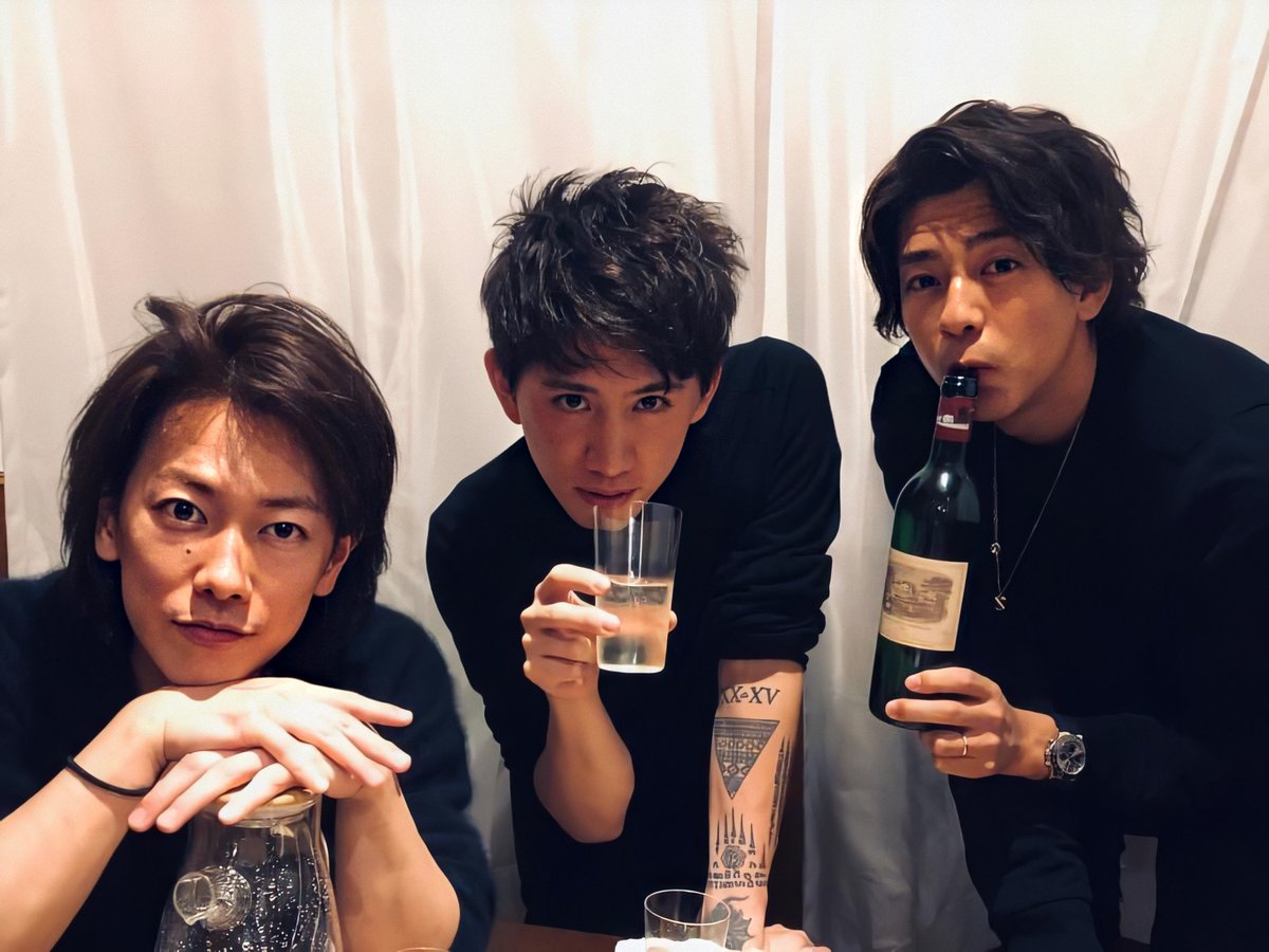 yullaineedesu's tweet photo. — “Miura Haruma’s sudden passing, (which seems to be suicide) shocked the three that they were unable to comment.”

💔💔💔💔💔💔💔💔 https://t.co/cXsaGwtFXT