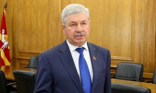 Владимир Мякуш: Люди все активнее хотят участвовать в решении вопросов развития своего города, района и области. Теперь им дана такая возможность
chelyabinsk.er.ru/news/2020/7/21…