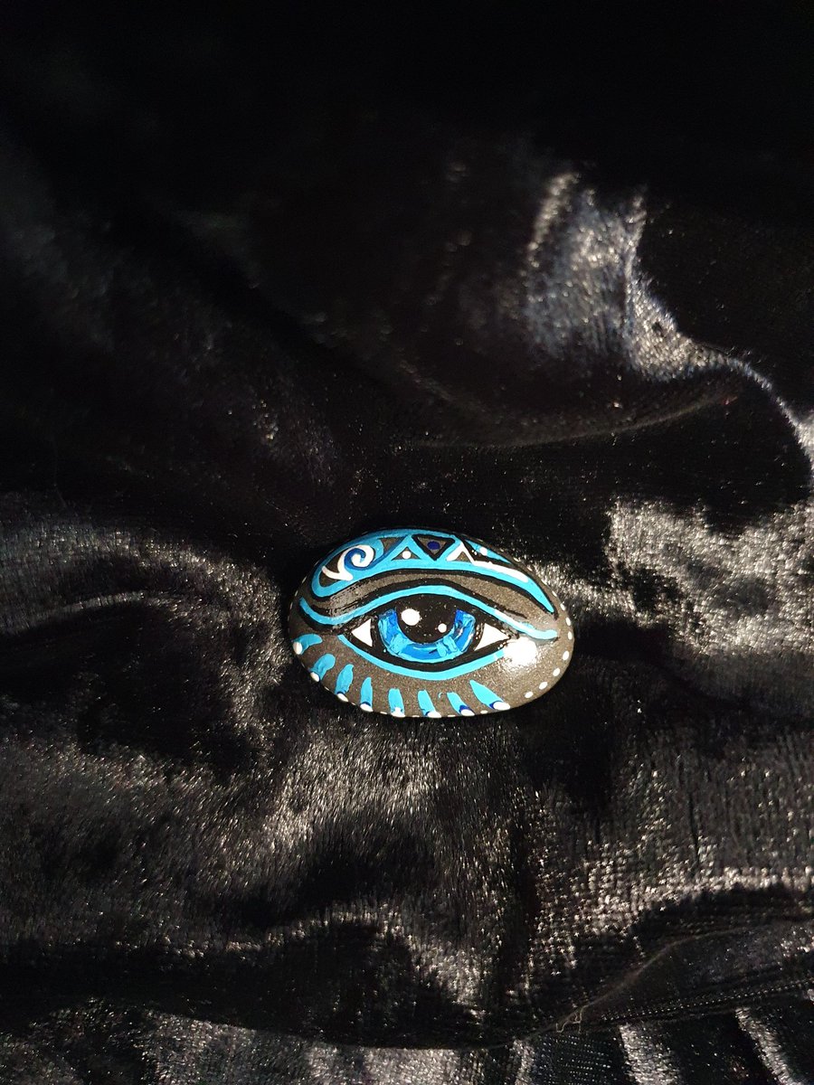 wildseawitch's tweet image. etsy.com/uk/shop/wildse… #letspulltogether #witches #womaninbizhour #EarlyBiz #twda #twda