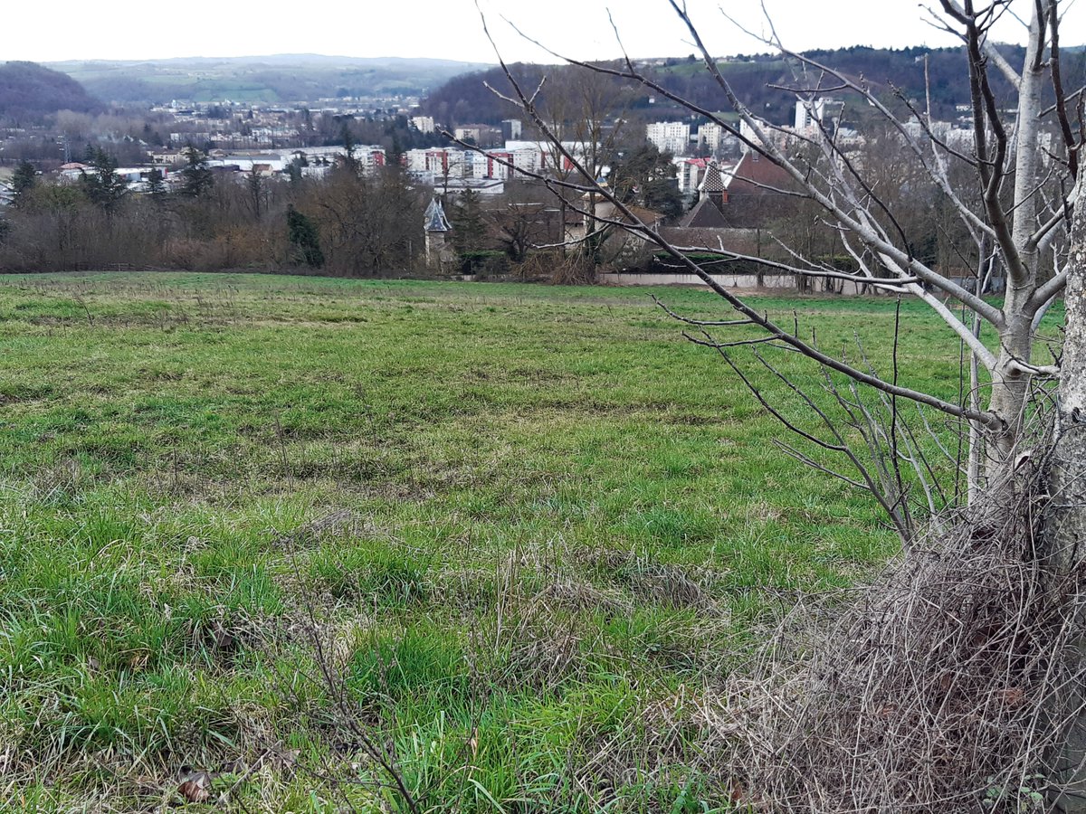 🏠Devenez propriétaire à Bourgoin-Jallieu !
Découvrez notre programme "Le Hameau de Belle-Rive" : 9 #maisons à étage de 4 pièces, de 90 à 105 m², avec #jardin privatif clôturé, à 35 minutes de #Lyon !
🔑A partir de 292 900 €
Plus d'infos➡️bit.ly/32D378Z
#EspritVillage