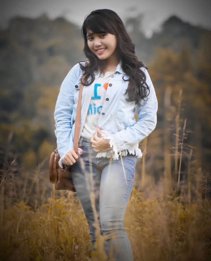 honest_6499's tweet photo. Jangan berhenti berupaya ketika menemui kegagalan, karena kegagalan adalah salah satu cara mengajarkan kita tentang arti "kesungguhan"

📷Gombong 2017 https://t.co/IB50A30SDJ