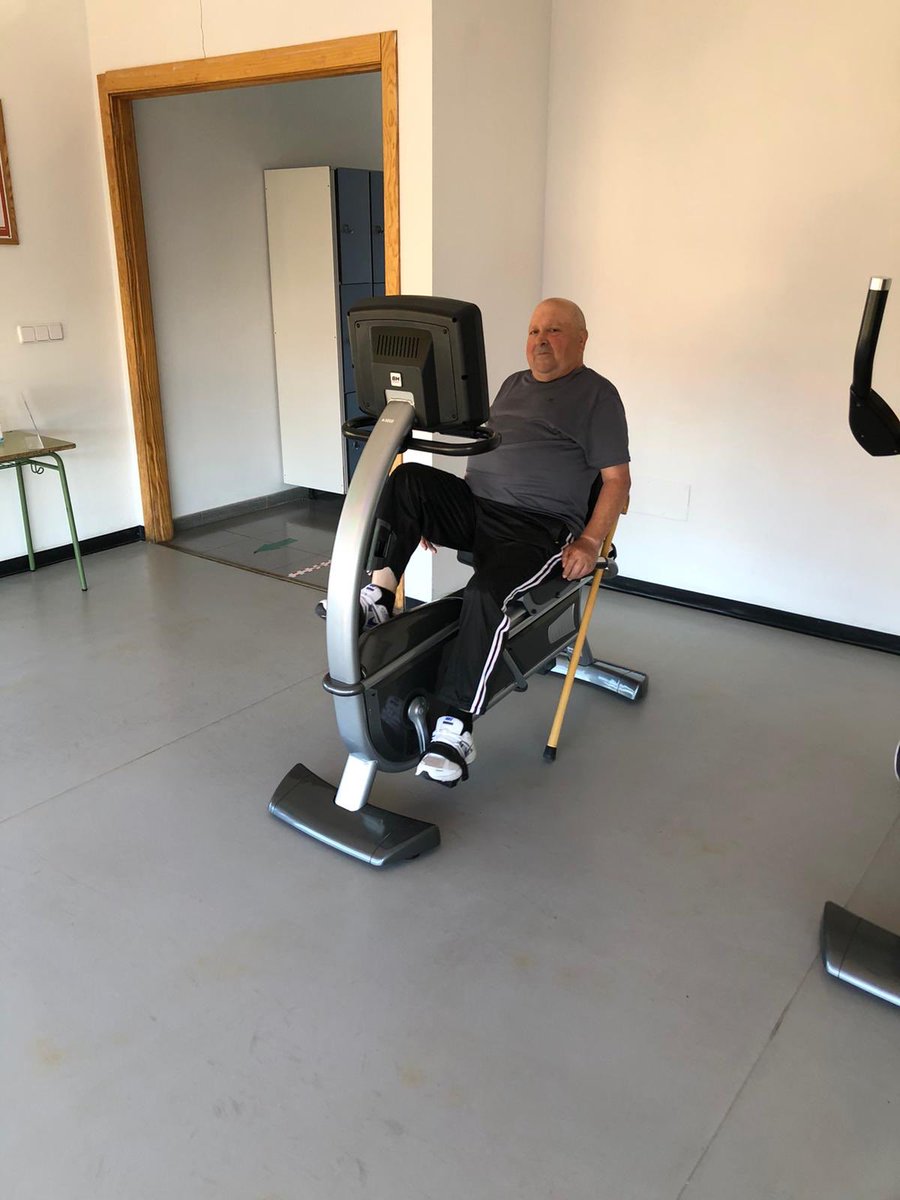 cdfuentedeltoro's tweet photo. Hoy en nuestro 📲Instagram te presentamos a Gabi. Un usuario de tercera edad fiel a nuestro centro
👇👇👇👇👇👇
https://t.co/ByuAb1qYTh
#actividadfisica #salud #terceraedad #tecuidamos #nosimportas #cdelmolar #lidersport https://t.co/4R7FbKOjb7