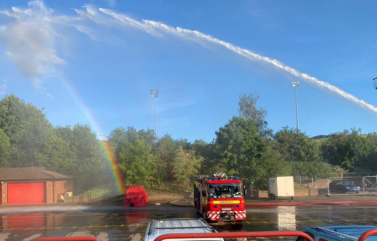 NewtownFireStn's tweet photo. Loads of effort from crews last night, the first of 4 drill sessions this week. Combination drills &amp; quarterly testing of equipment - plus some lovely rainbows in the evening sunshine! ☀ 🚒 💦 🌈 #nofilter #trainhardrescueeasy #teammaww https://t.co/P43VIZF8kI